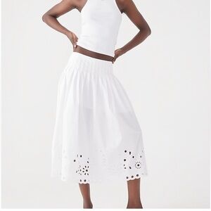 Eyelet hem midi skirt
